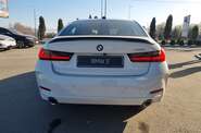 BMW 3 Series - фото 6
