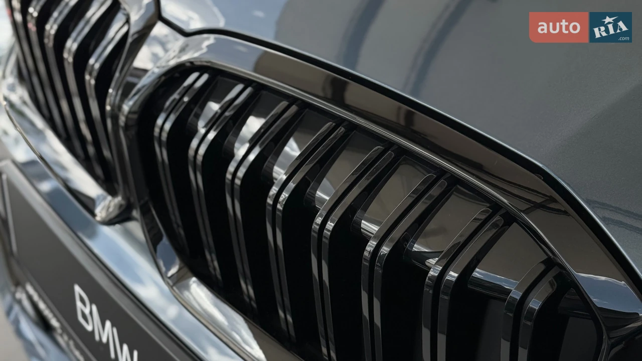 BMW-8