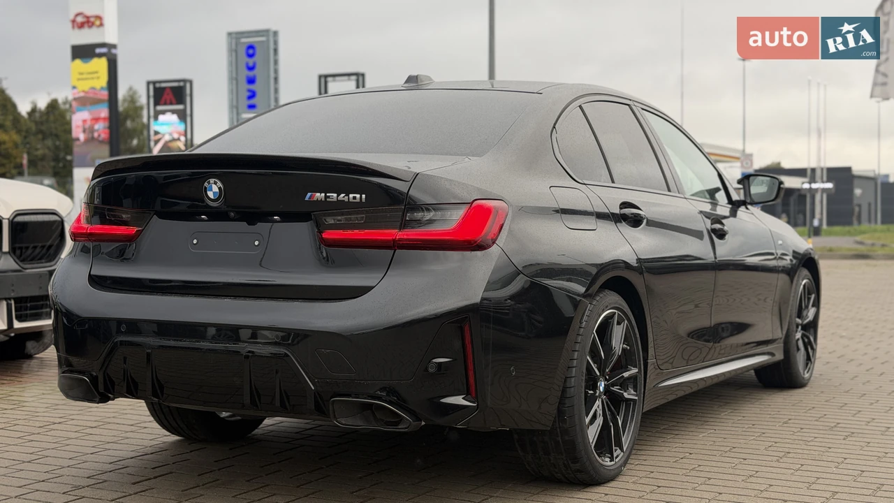 BMW-8