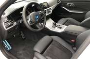 BMW 3 Series Base