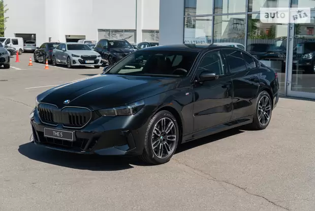 BMW 5 Series M Sport Package Pro