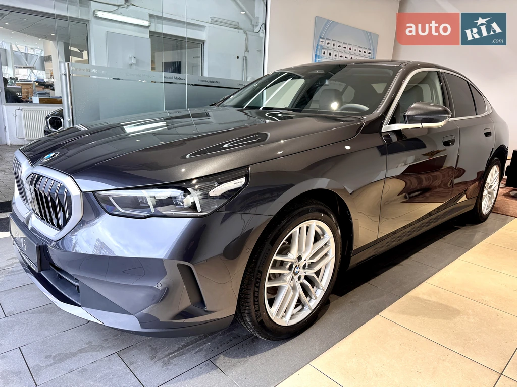 BMW 5 Series Base