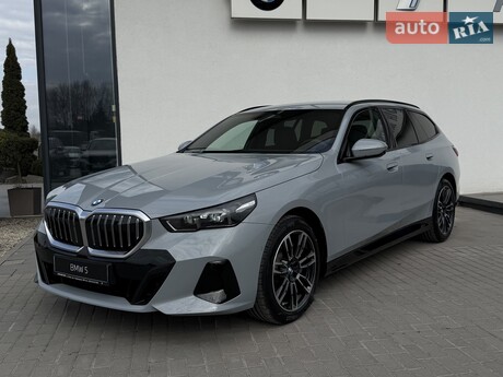 BMW 5 Series 2025