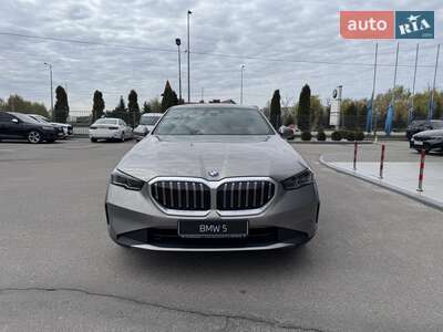 BMW 5 Series 2025 Base