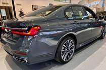 BMW 7 Series Base