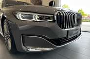 BMW 7 Series Base