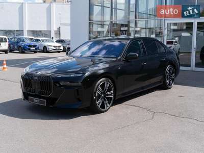 BMW 7 Series 2025 M Package