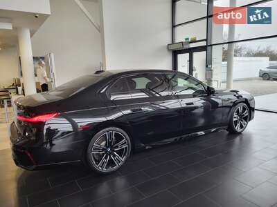Новый BMW 7 Series 2025 - фото 3