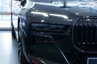 BMW 7 Series 2025 M Package