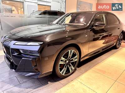 BMW 7 Series 2025 M Package