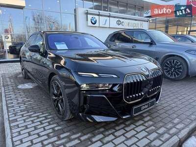 BMW 7 Series 2025 M Package