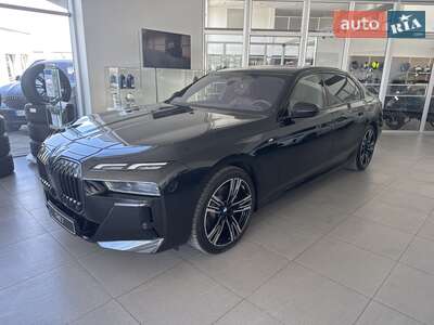 BMW 7 Series 2025 M Package