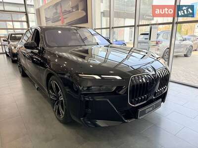 BMW 7 Series 2025 M Package