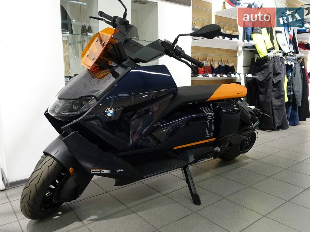 BMW CE 04 Avantagarde Style