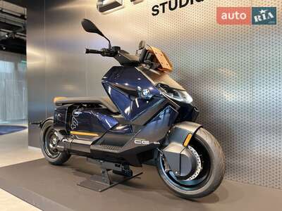 BMW CE 04 2024 Avantagarde Style