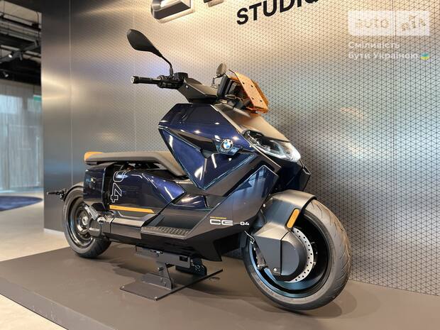 BMW CE 04 2024