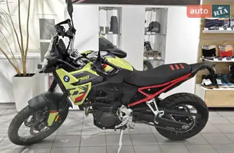 BMW F 900 GS