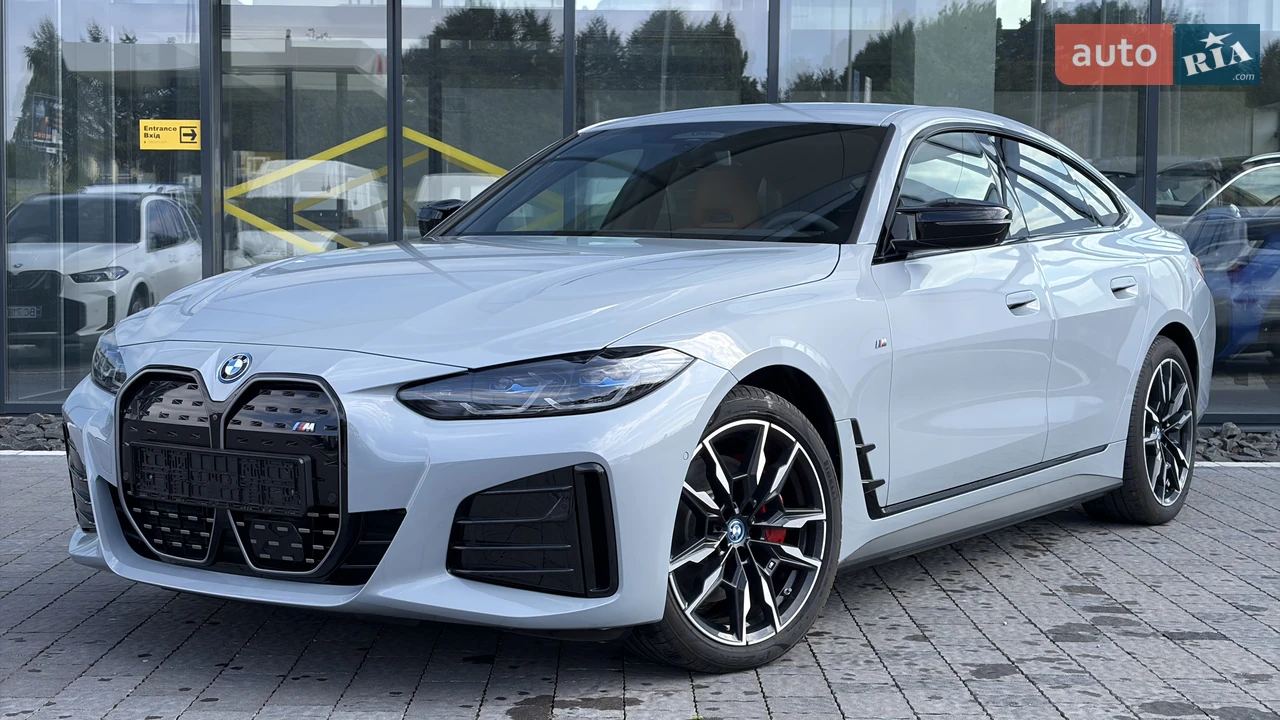 BMW i4 Base