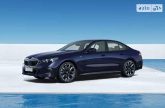 BMW i5 81.2 kWh (340 к.с.) xDrive40 2024