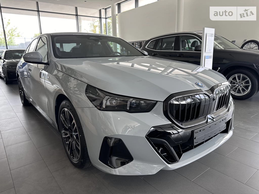 BMW i5 M Sport Package Pro