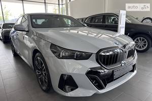 BMW i5 