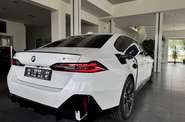 BMW i5 - фото 3