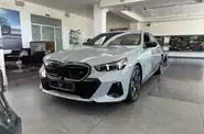 BMW i5 M Sport Package Pro