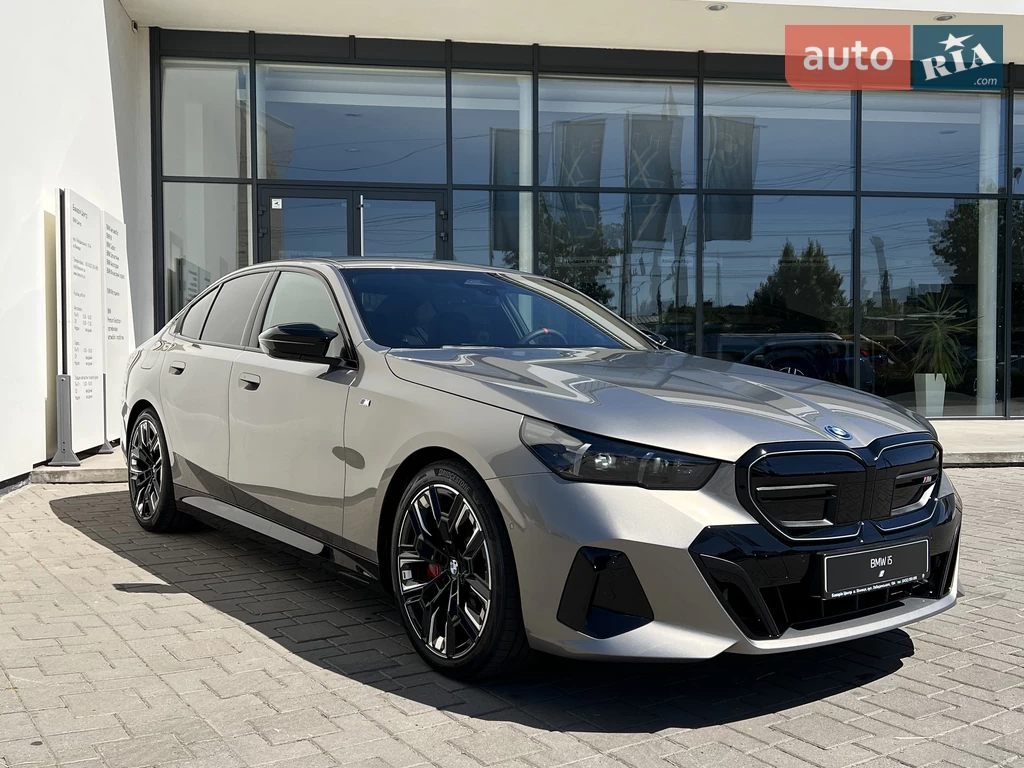 BMW i5 M Sport Package Pro