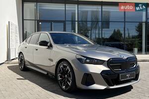 BMW i5 M Sport Package Pro