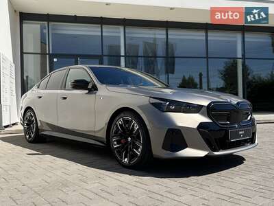 Новый BMW i5 2025 - фото 2
