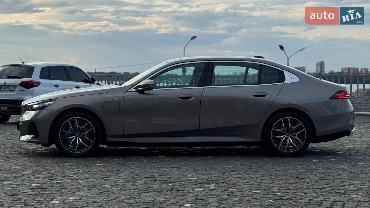BMW-7
