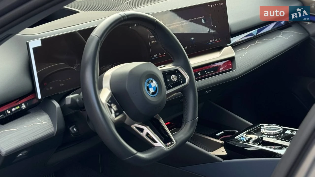 BMW-30