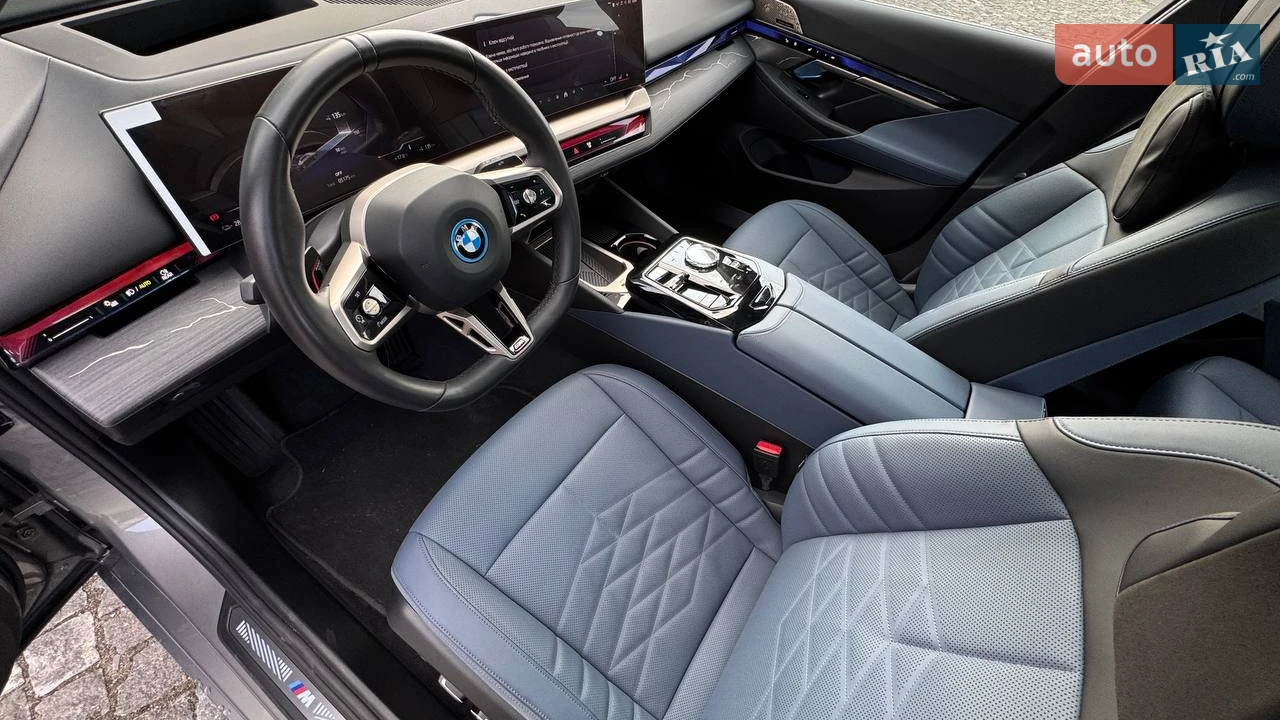 BMW-16