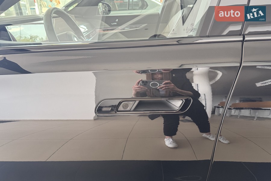 BMW i7 - фото 10