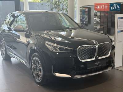 BMW iX1 xLine 66.5 kWh (204 к.с.) eDrive 20 2024
