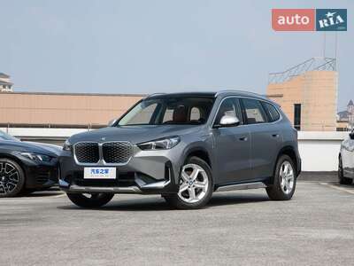 BMW iX1 2023 xLine