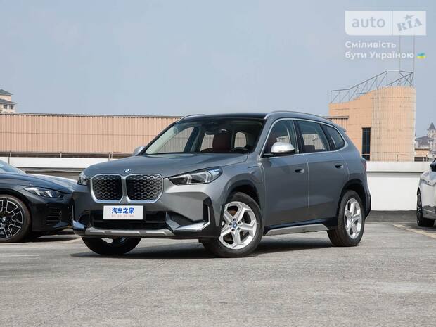 BMW iX1 2023