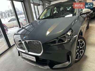 BMW iX1 2023 xLine