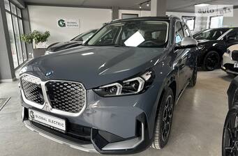 BMW iX1 2023 xLine