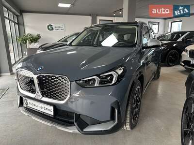 BMW iX1 2023 xLine
