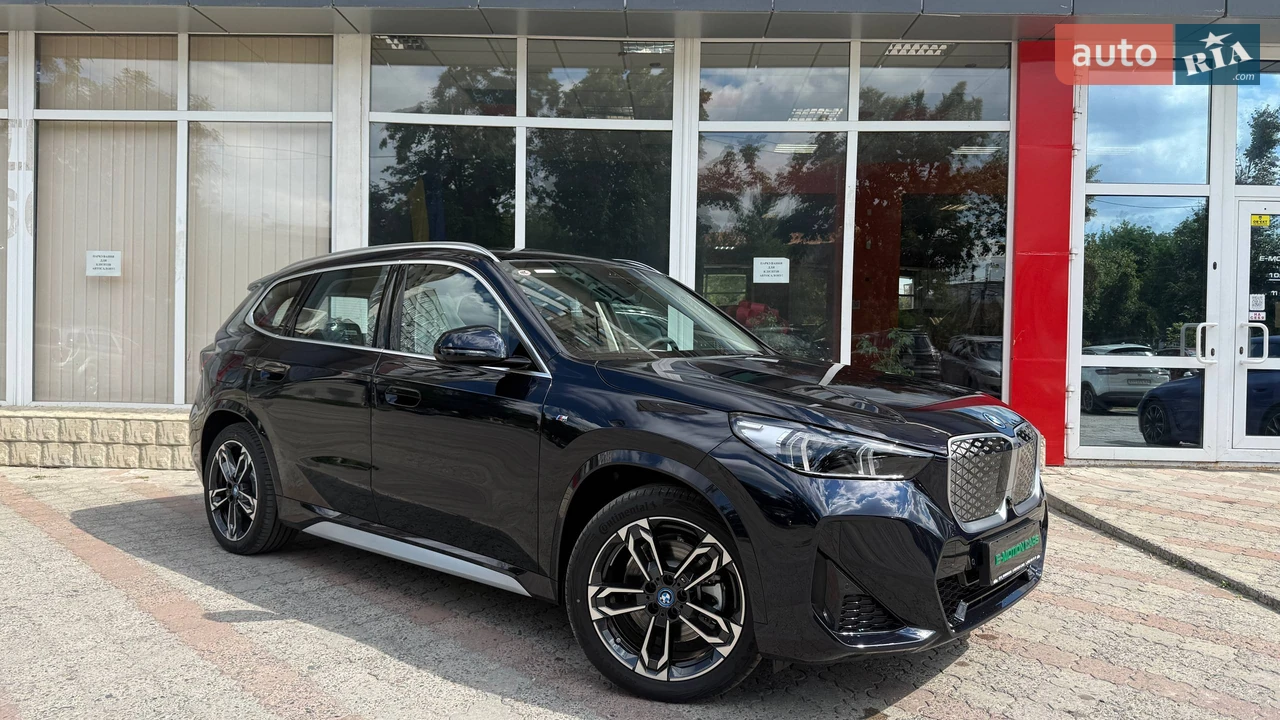 BMW iX1 M Sport