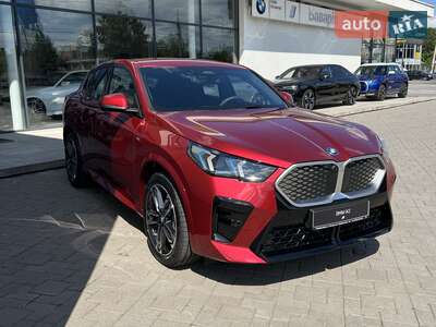 BMW iX2 2025 M Package