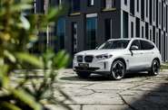 BMW iX3 Base