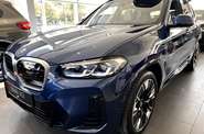 BMW iX3 Base