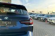 BMW iX3 Base