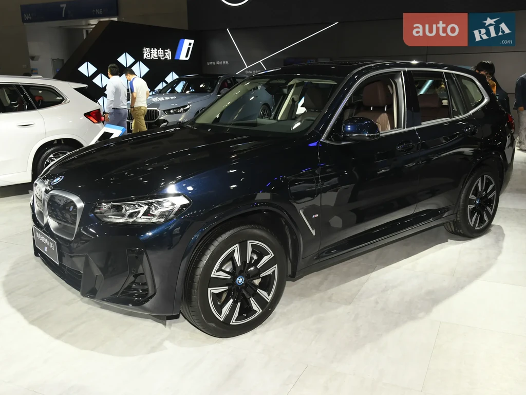 BMW iX3 Top