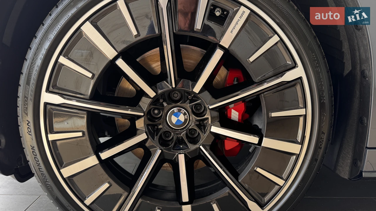 BMW-8
