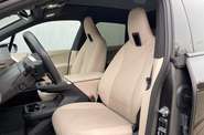 BMW iX Base