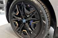 BMW iX Base