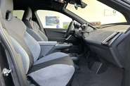 BMW iX Base